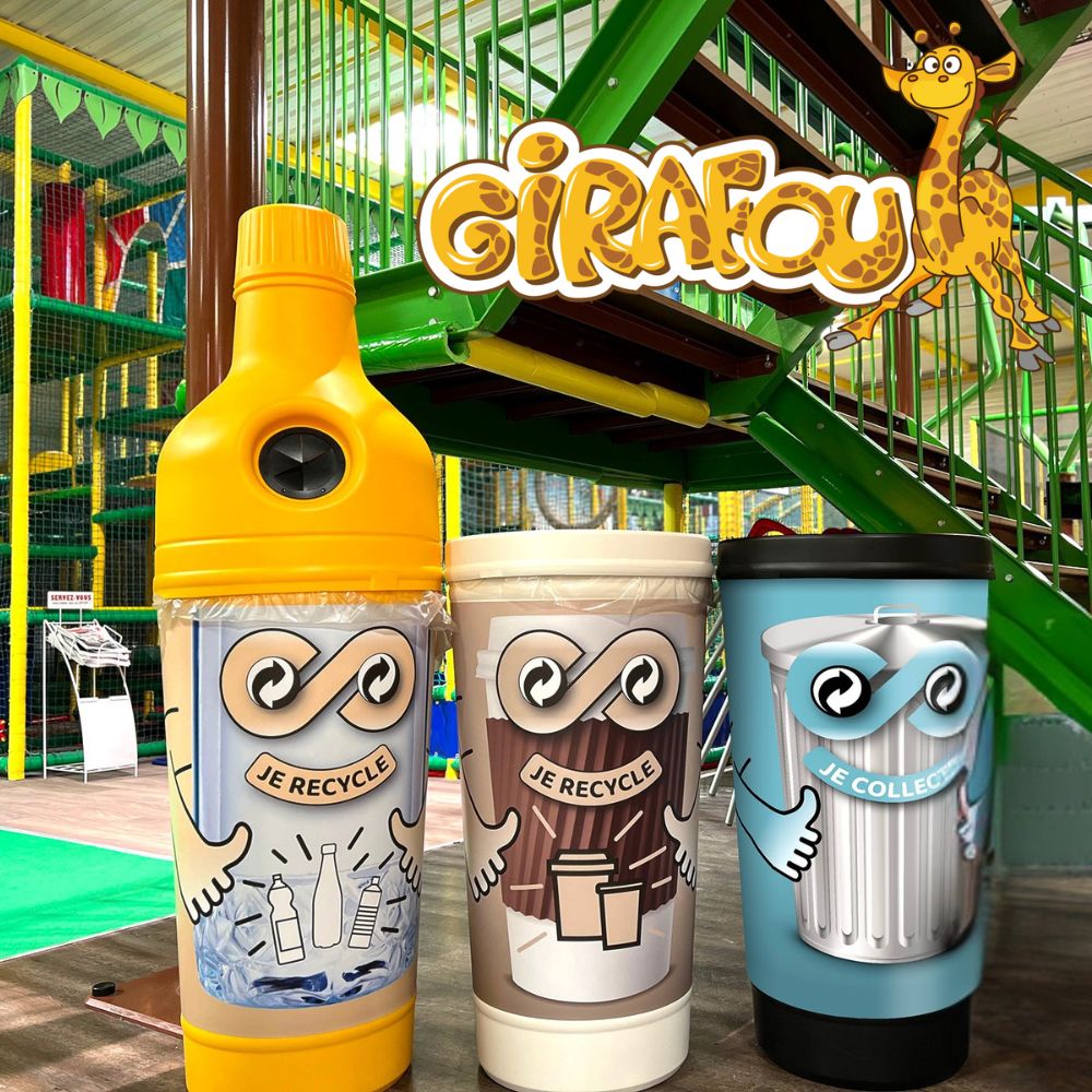 poubelle tri ludique dans parc indoor enfants